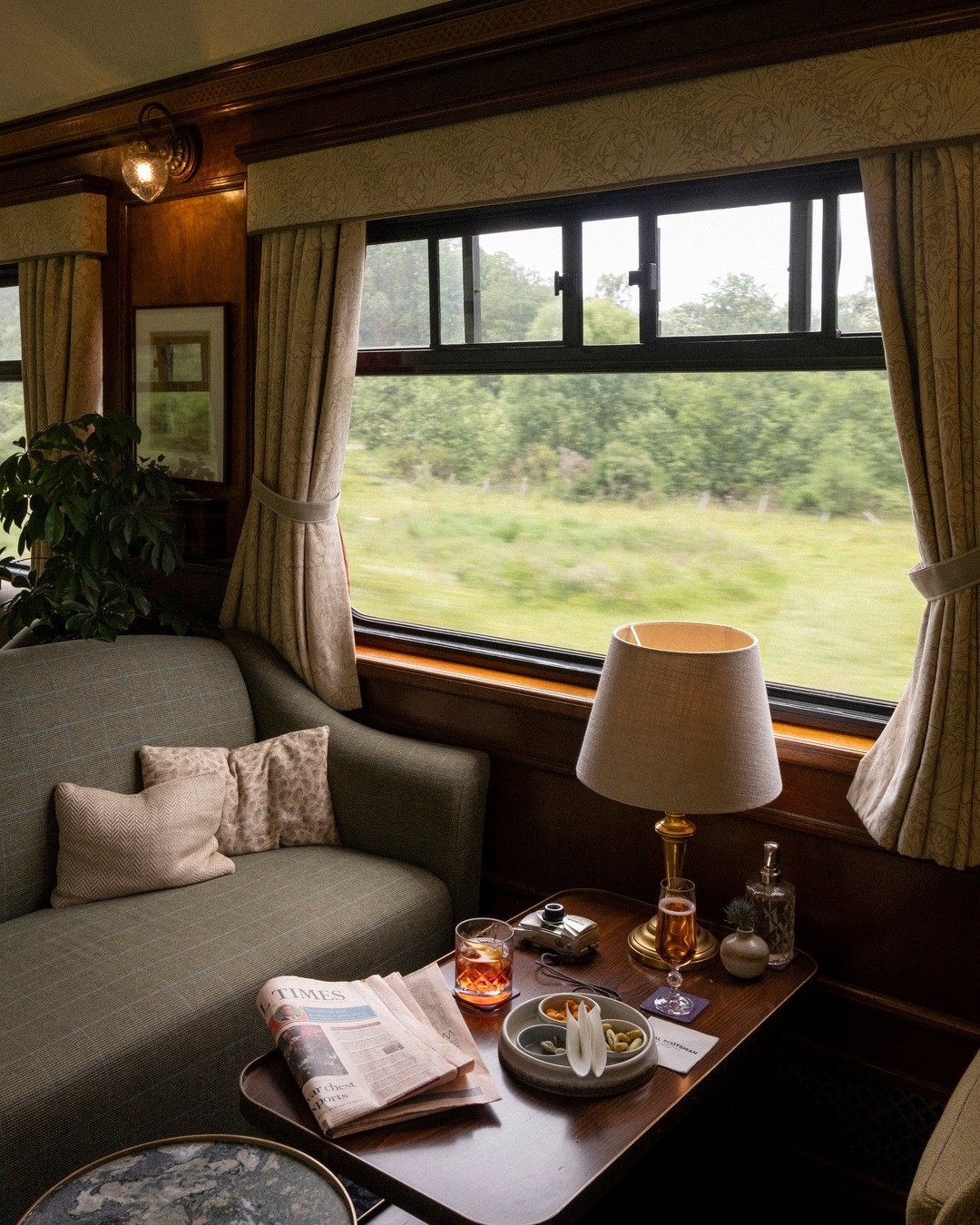Royal Scotsman train is elegantly furnished and features luxurious amenities. The bedding and linens are of the highest quality, ensuring a comfortable night's sleep.