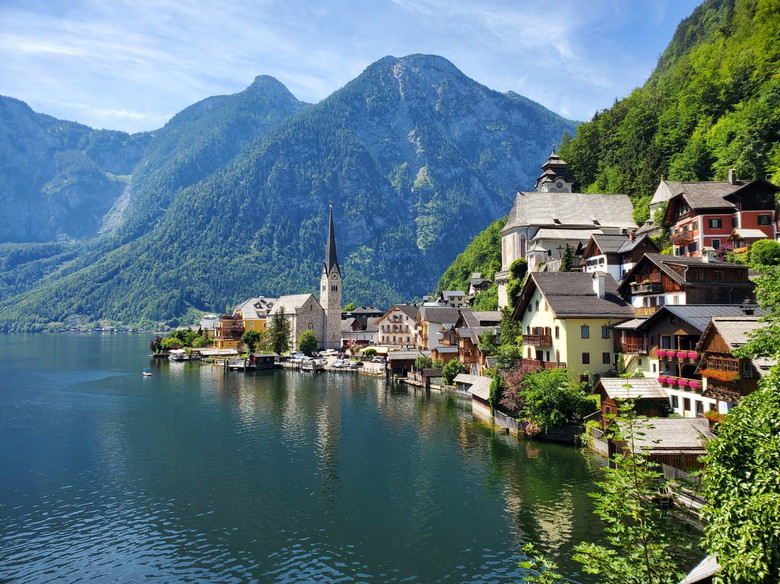 Hallstatt Austria Travel Guide - Explore Cultural & Natural Wonders