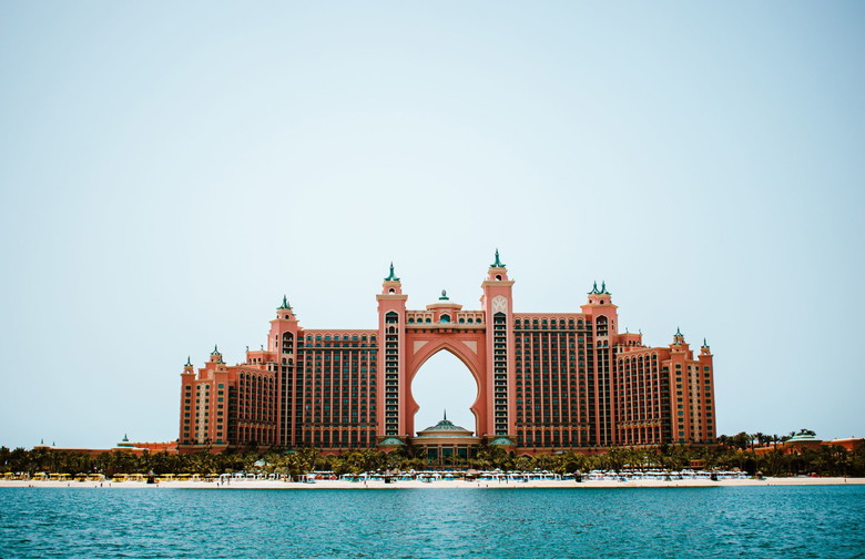 Dubai Travel Tips: Top Affordable Hotel Options for Budget-Friendly Stay