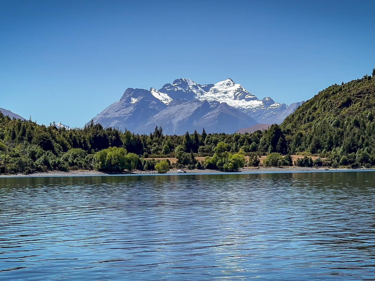 The ideal time to explore Pigeon Island and Lake Whakatipu is during the spring and summer months, from November to March