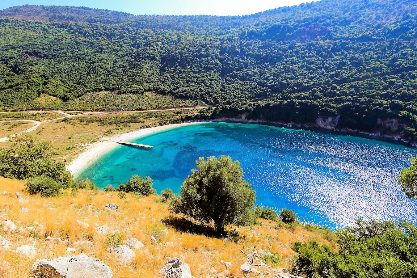 Kakome Beach: Last but certainly not least, we have Kakome Beach, one of Radhime's most enchanting spots. With its turquoise waters and serene atmosphere, it's a paradise for snorkeling enthusiasts.