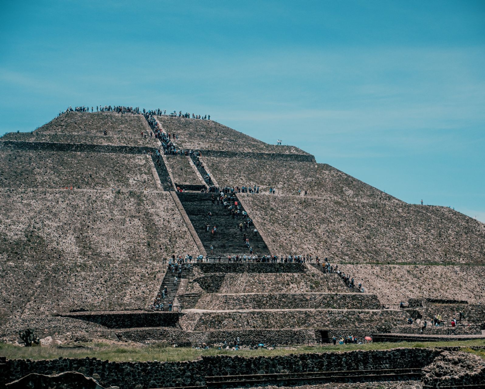 Mexico City Tours to Teotihuacan: Detailed Description of the Monuments
