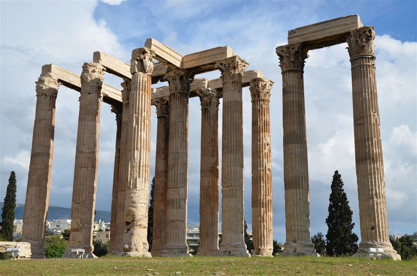  Temple of Olympian Zeus:  The Temple of Olympian Zeus is one of the most important temples in ancient Greece dedicated to Zeus, one of the most prominent gods in Greek mythology. 