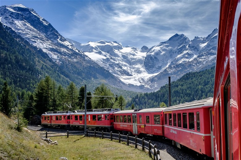 Glacier Express: Discover Switzerland's Alpine Marvels on a 290km Scenic Journey!