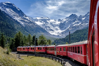 Glacier Express: Discover Switzerland's Alpine Marvels on a 290km Scenic Journey!
