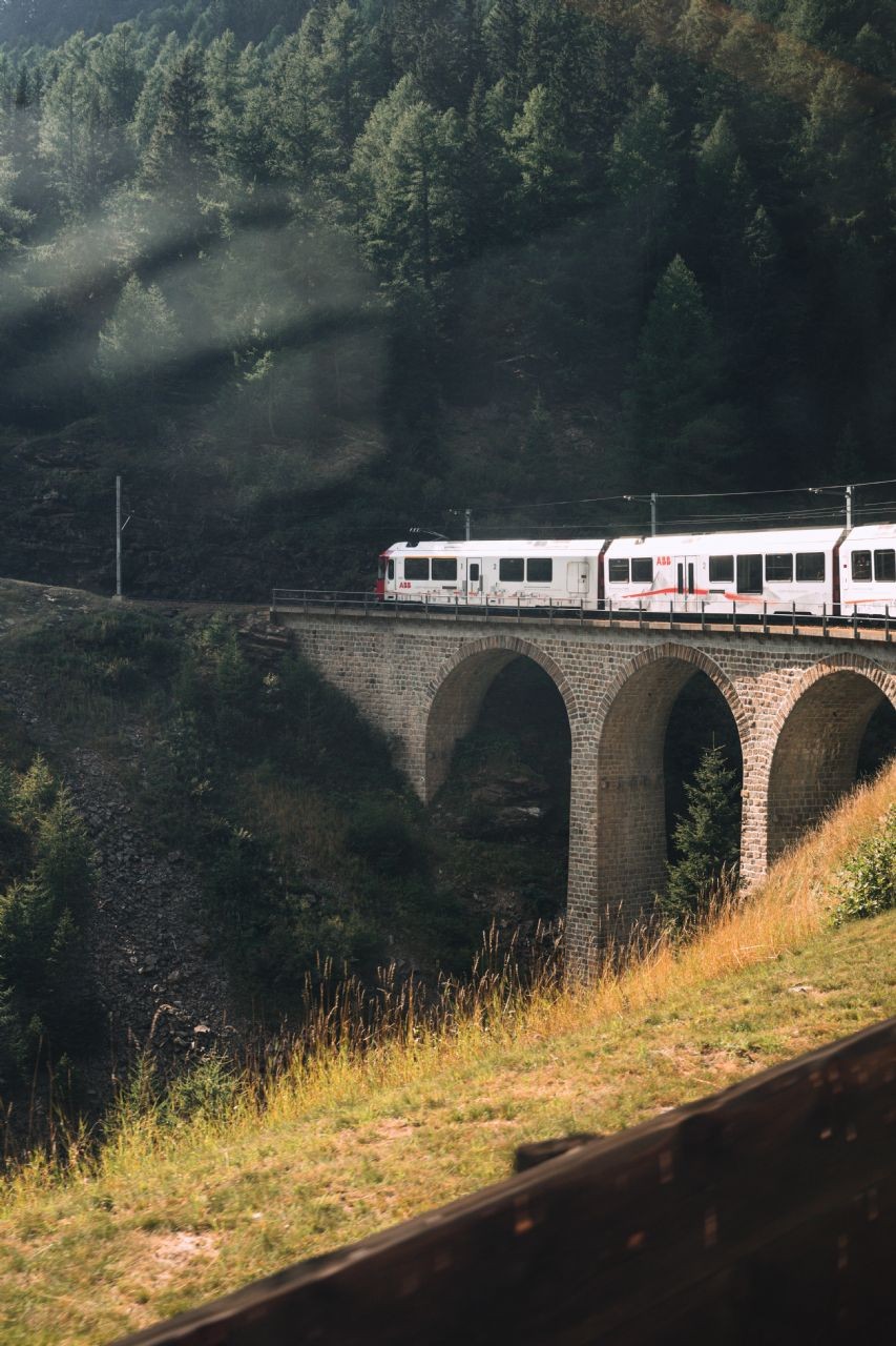 How to Take Glacier Express from Zurich: Step-by-Step Guide