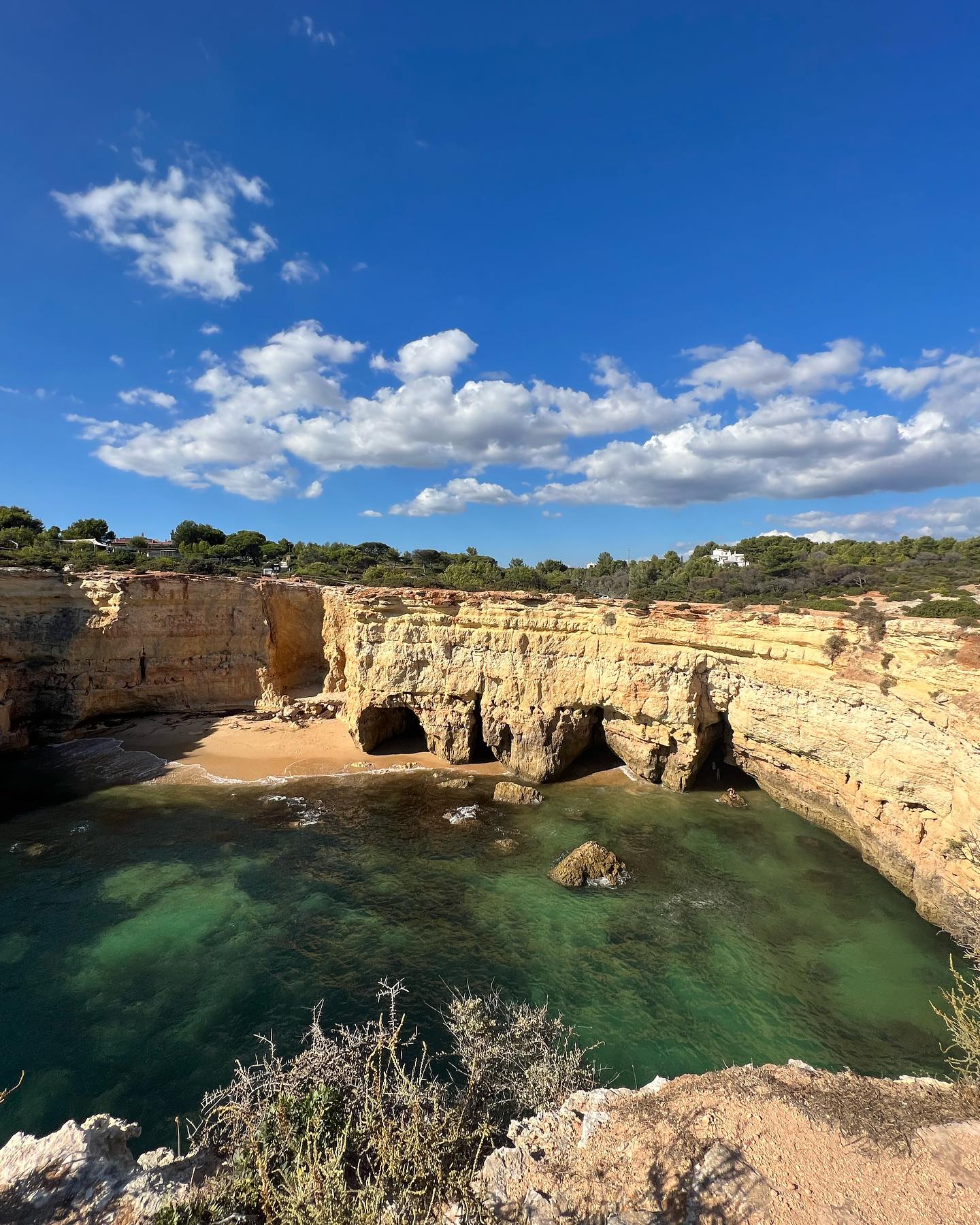 Best time to visit Marinha Beach