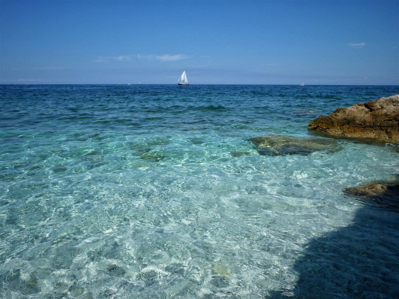 Features and Enchanting Atmosphere of Spiaggia di Sansone: