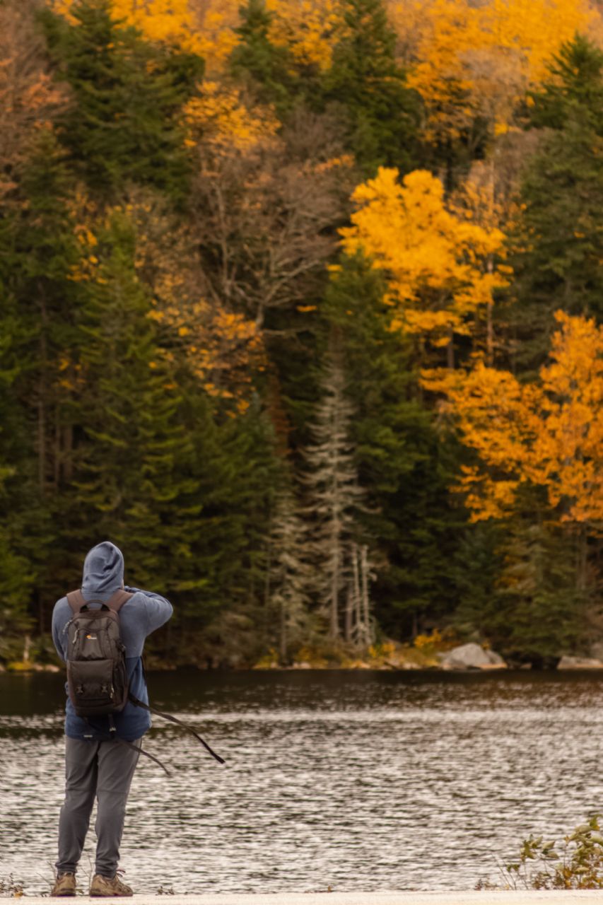 The optimal time to experience Fall in New Hampshire's breathtaking foliage is from late September to mid-October. 