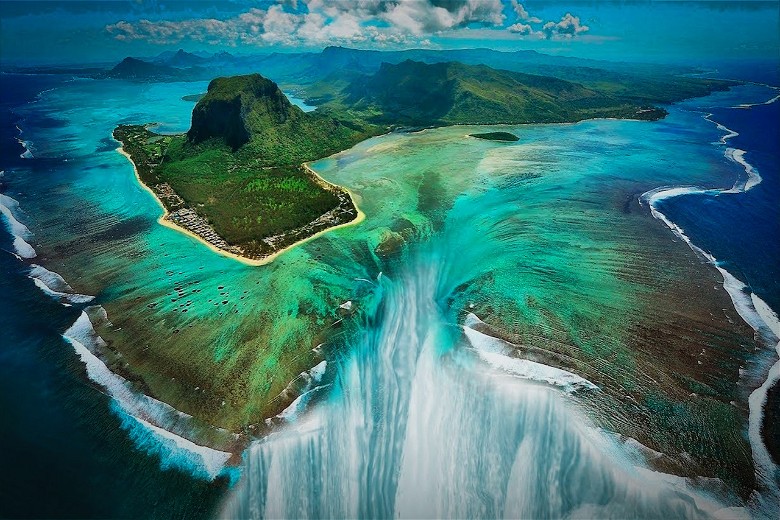 Mauritius Underwater Waterfall: The Marvel of the Indian Ocean