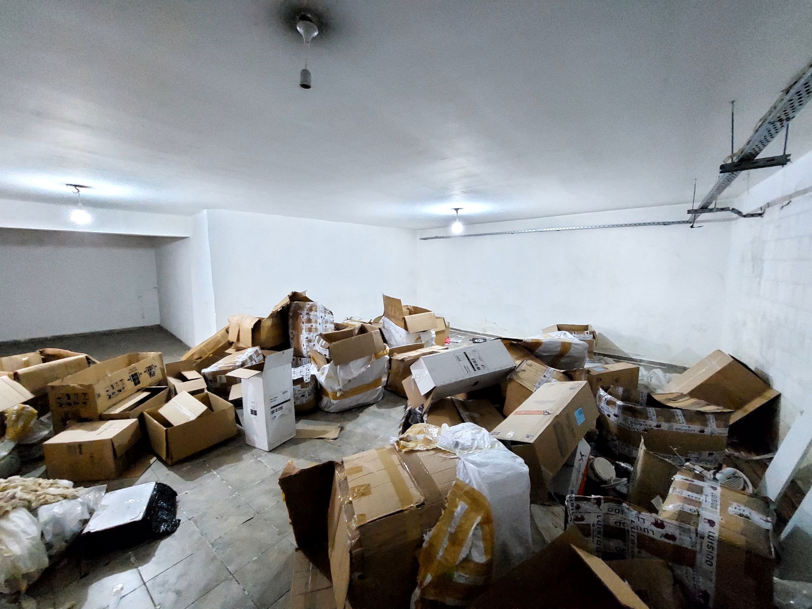 Devren Kiralık Dükkan 2,500,000 TL