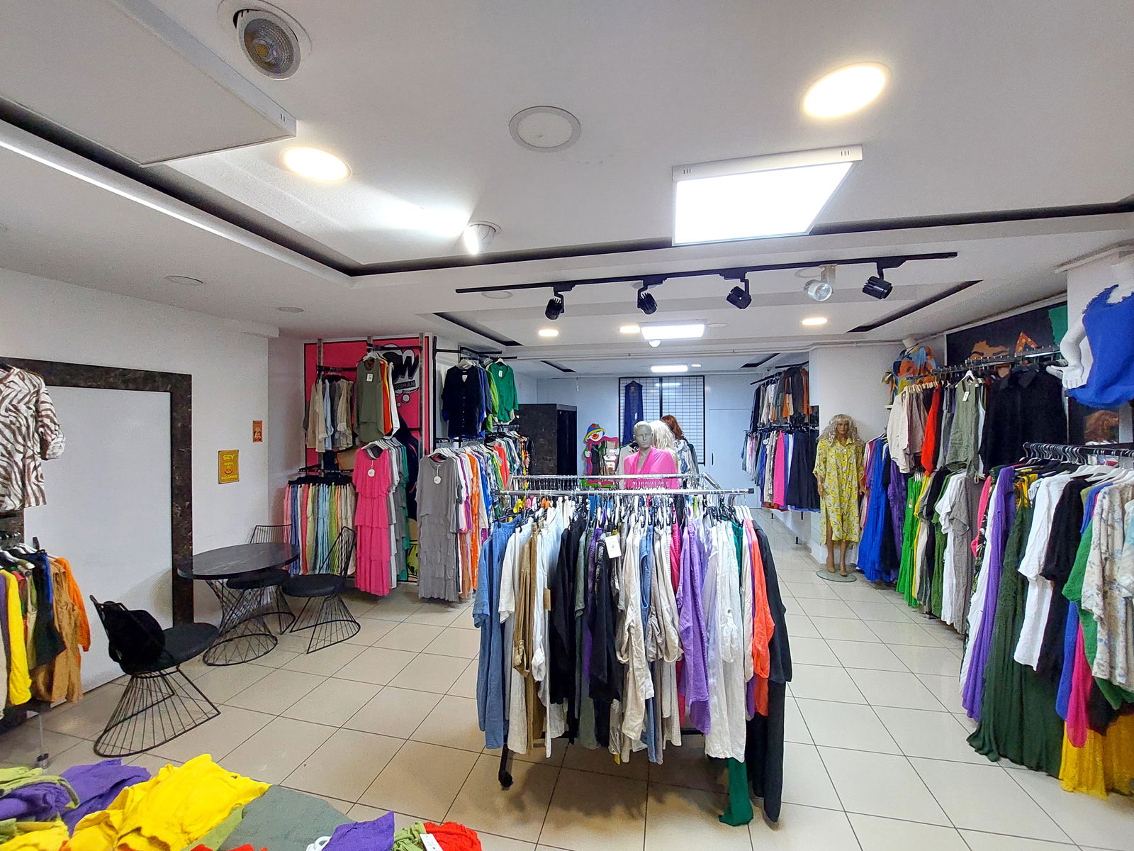 Devren Kiralık Dükkan 2,500,000 TL