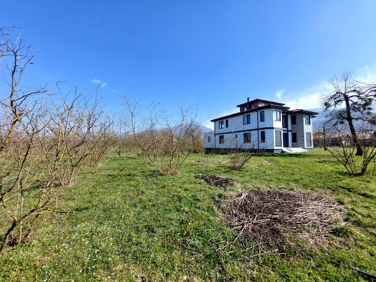 Satılık Arsa 2,700,000 TL