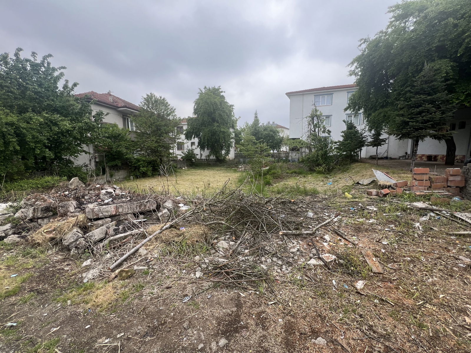 Satılık Arsa 3,700,000 TL