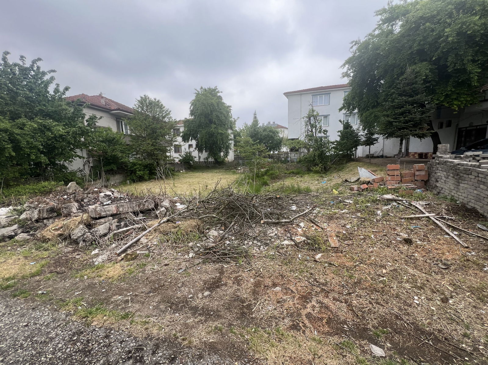 Satılık Arsa 3,700,000 TL