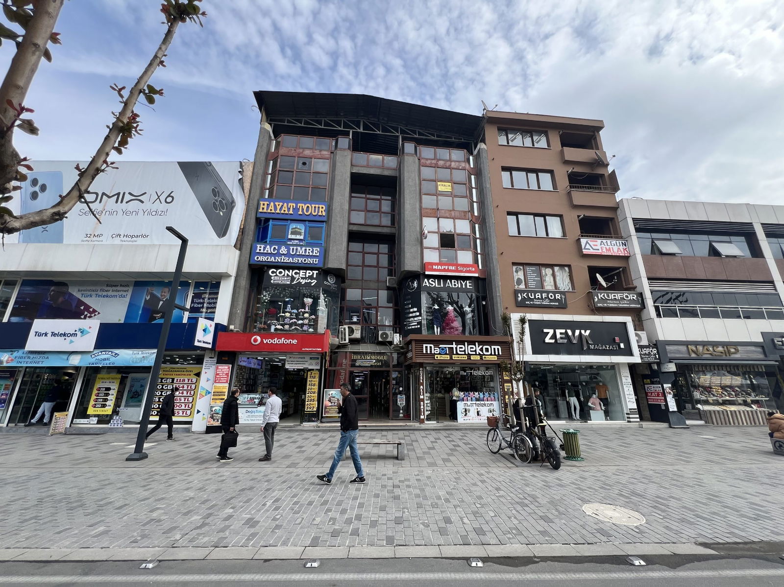 Satılık Ofis 800,000 TL