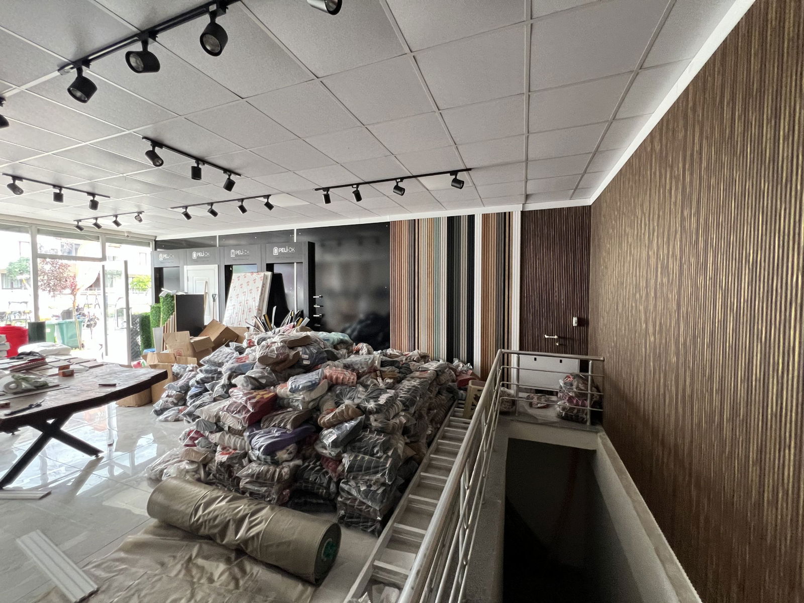 Kiralık Dükkan 30,000 TL