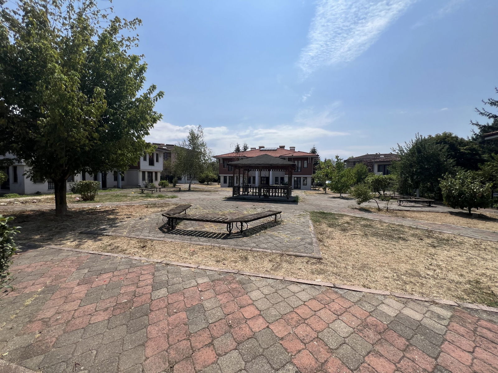 Kiralık Daire 15,000 TL
