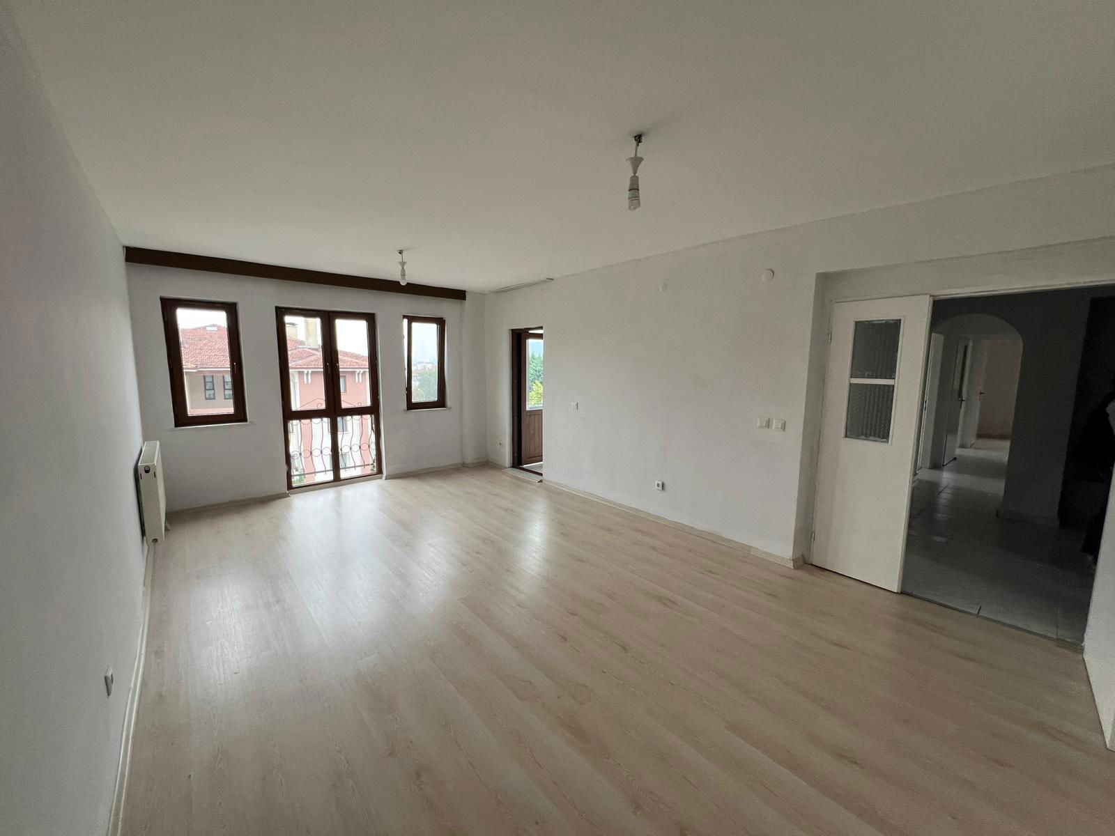Kiralık Daire 13,500 TL