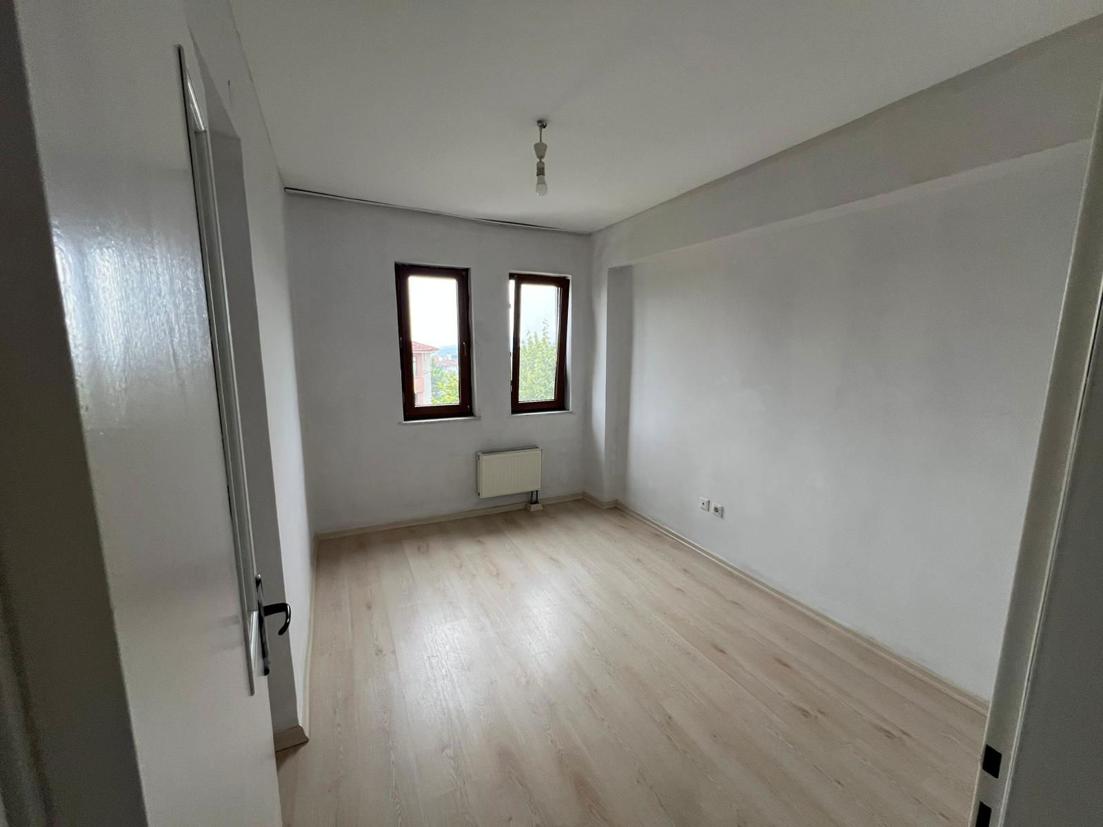 Kiralık Daire 13,500 TL
