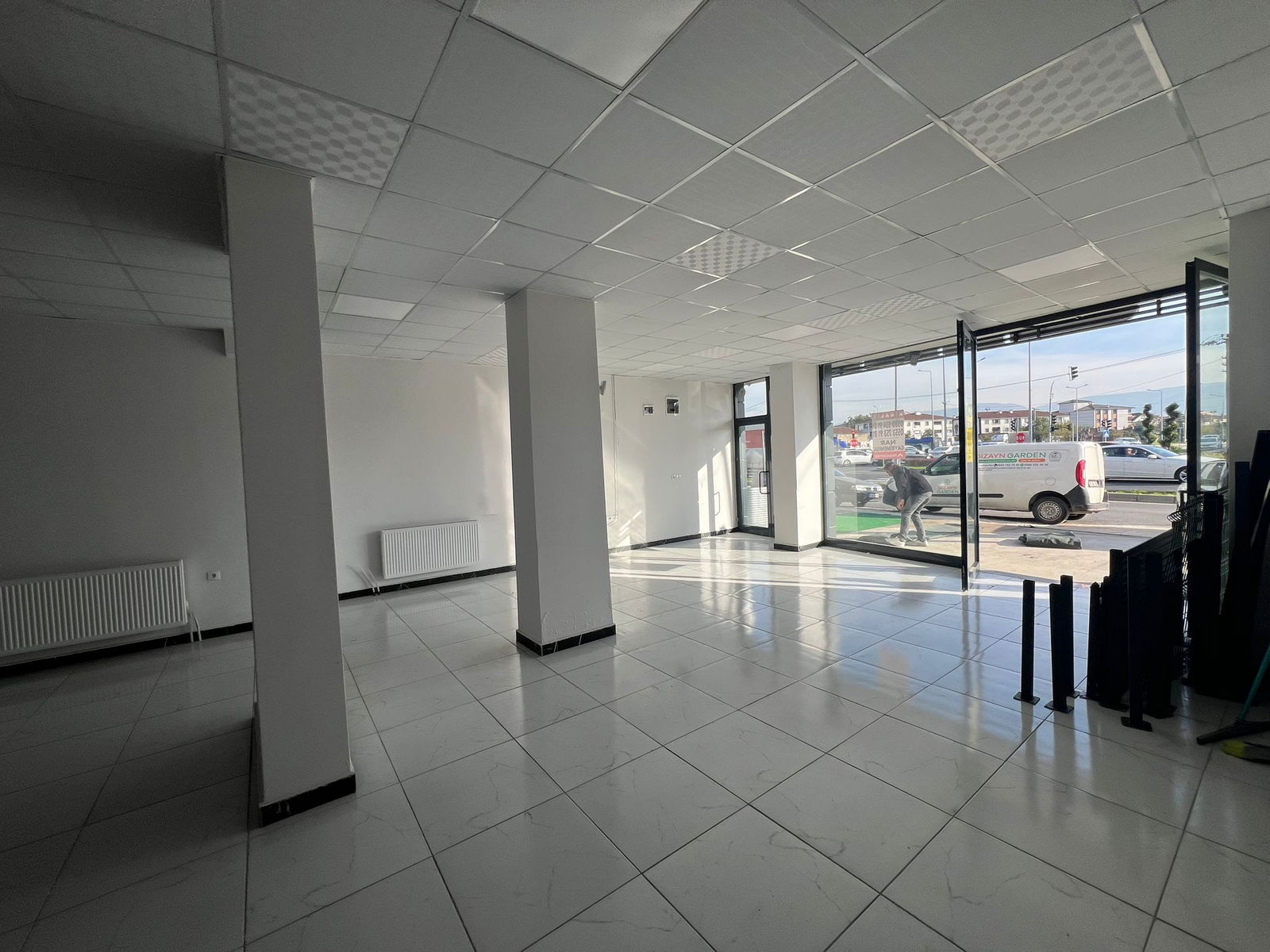 Kiralık Dükkan 30,000 TL