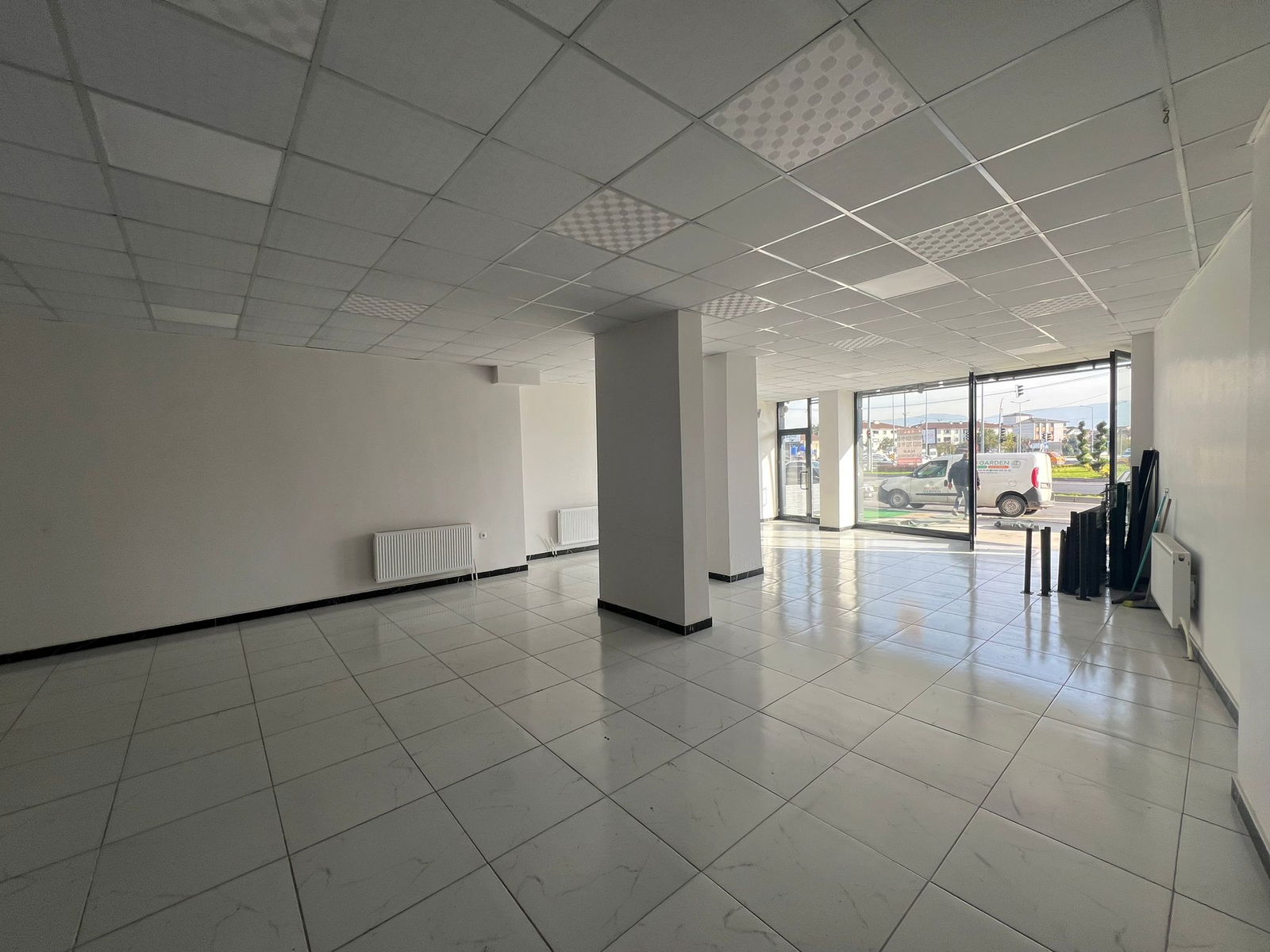 Kiralık Dükkan 30,000 TL