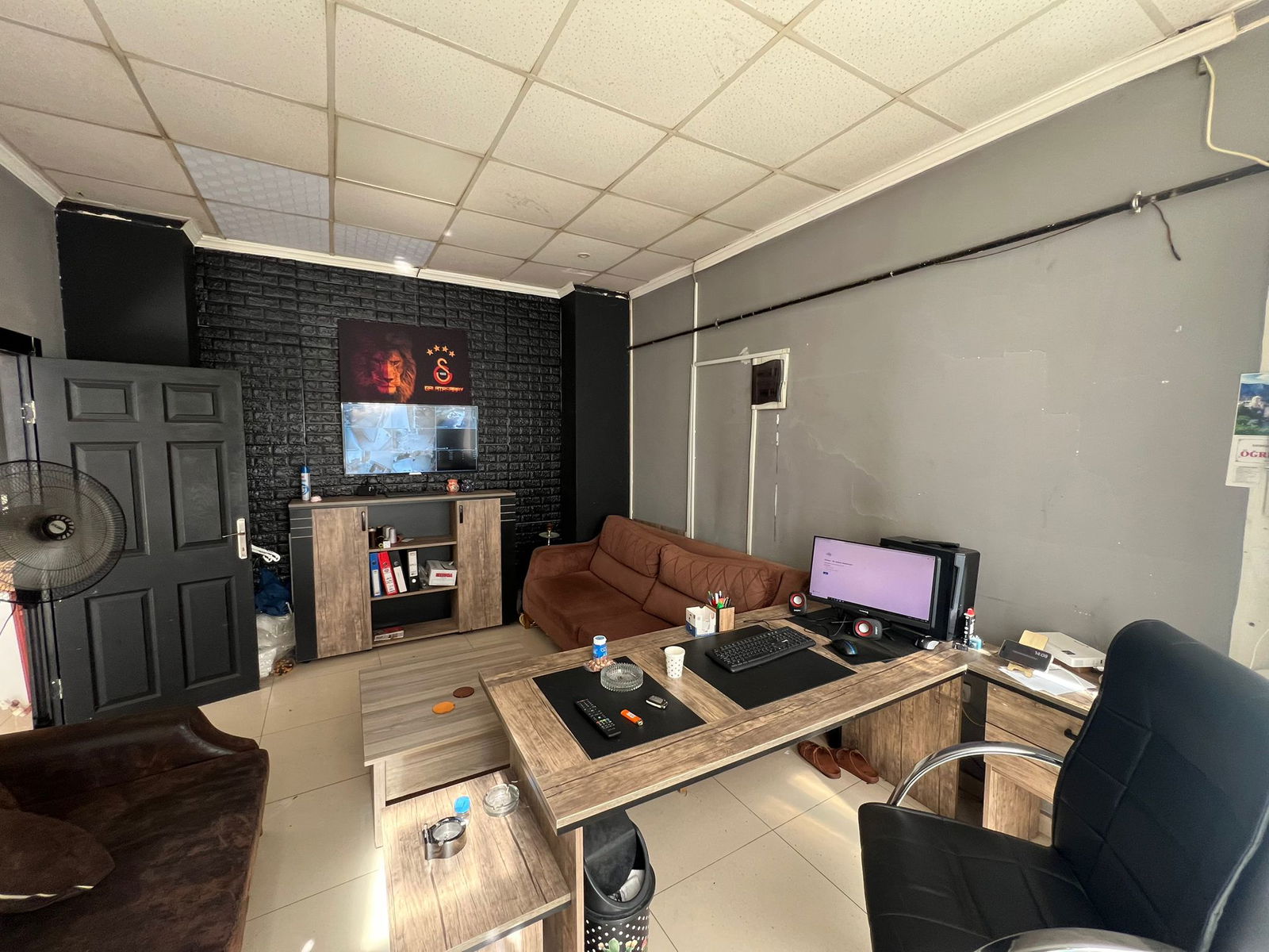 Kiralık Dükkan 30,000 TL