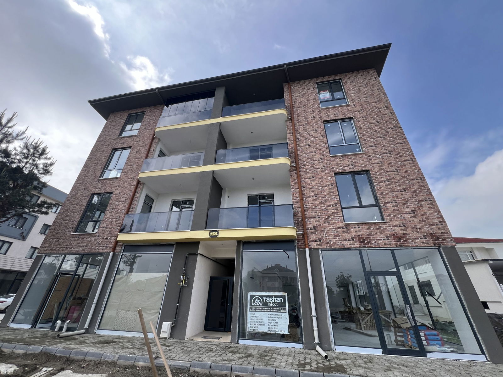 Kiralık Ofis 25,000 TL