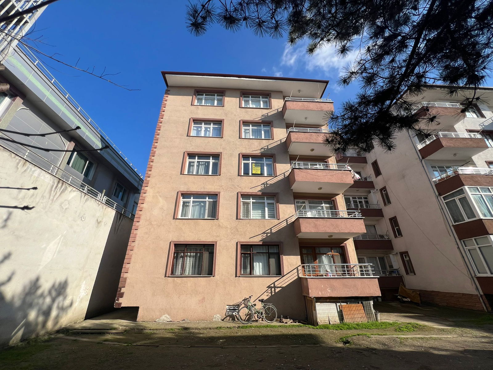 Satılık&nbsp;Daire&nbsp;2,250,000&nbsp;TL