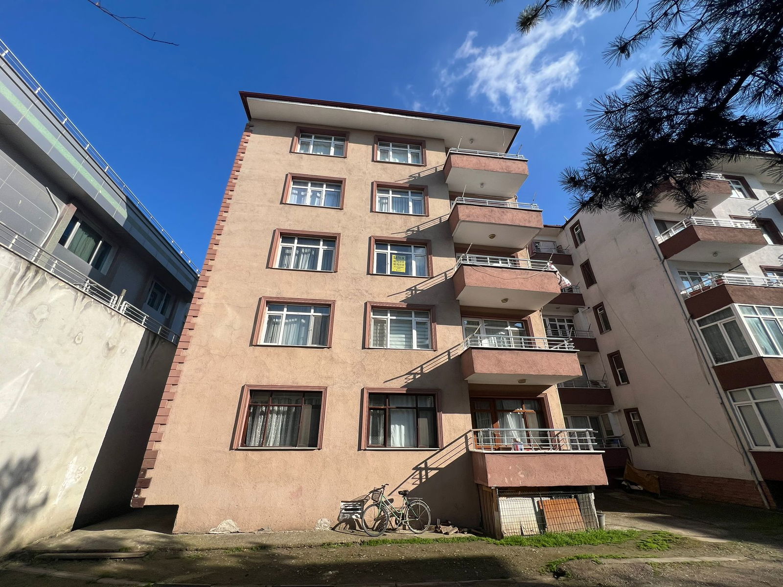 Satılık&nbsp;Daire&nbsp;2,250,000&nbsp;TL