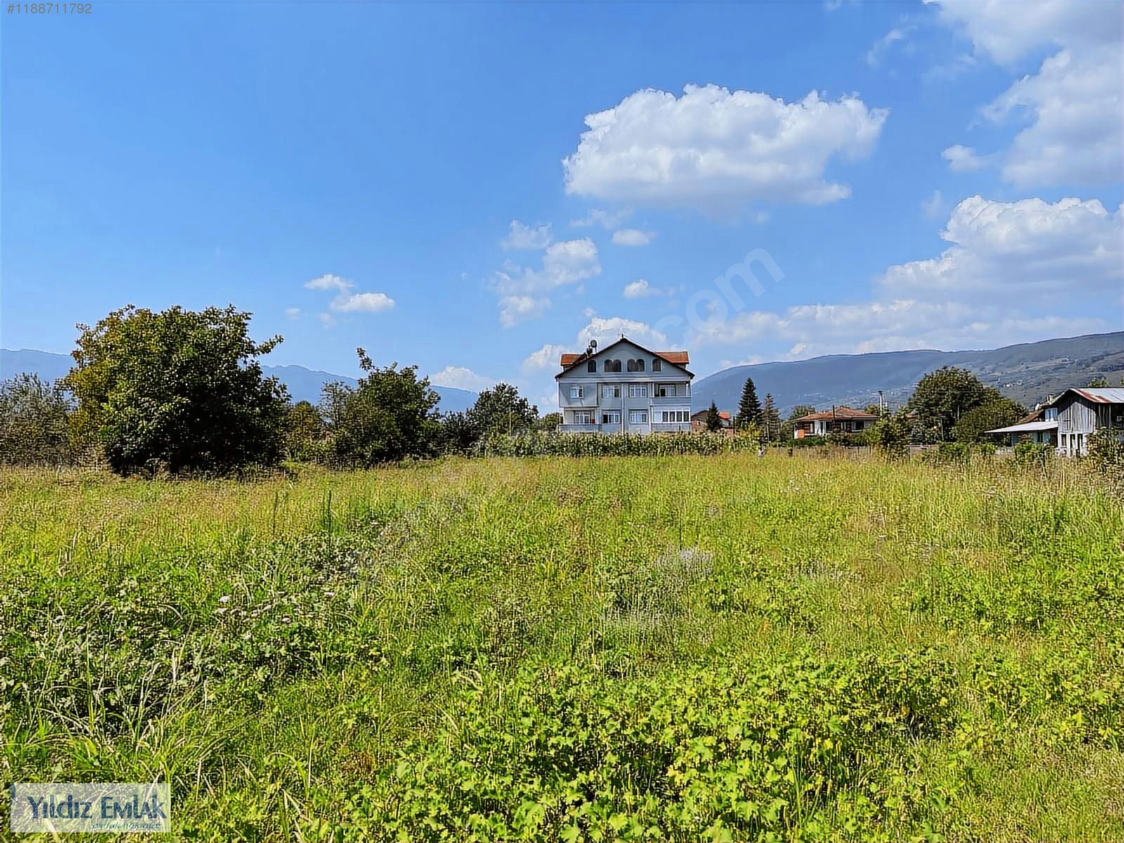 Satılık Arsa 2,100,000 TL