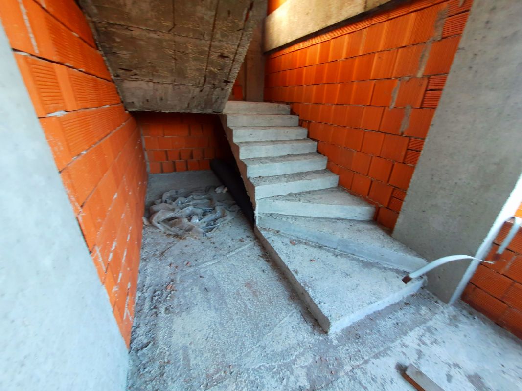 Satılık Villa 1,550,000 TL