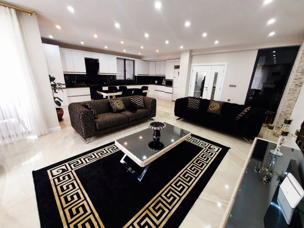 Satılık Villa 4,750,000 TL