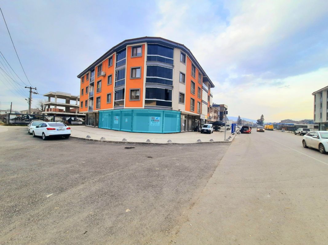 Kiralık Dükkan 21,000 TL