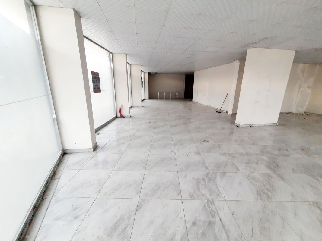Kiralık Dükkan 21,000 TL