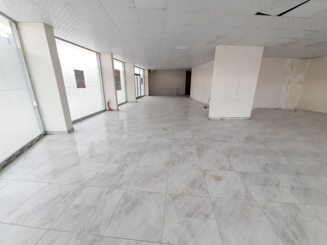 Kiralık Dükkan 21,000 TL
