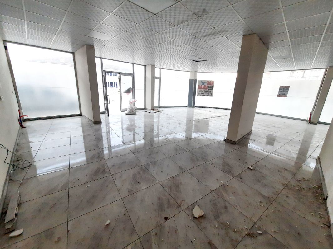 Kiralık Dükkan 21,000 TL