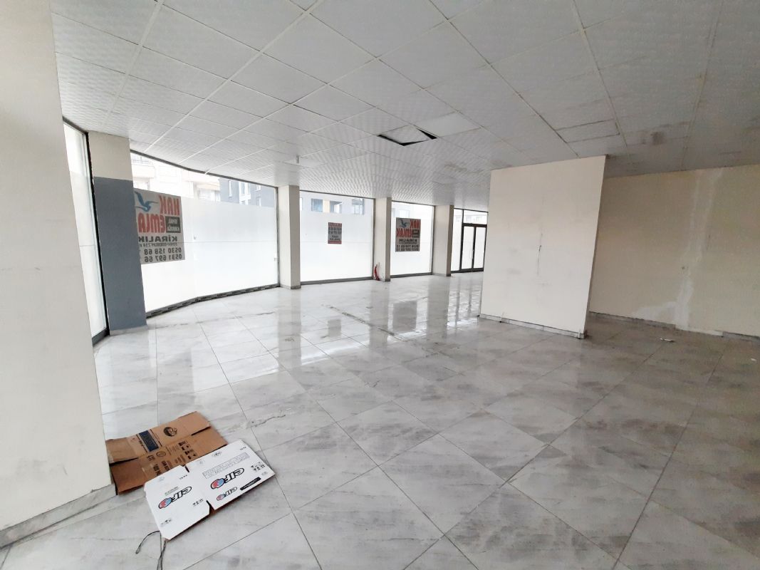 Kiralık Dükkan 21,000 TL