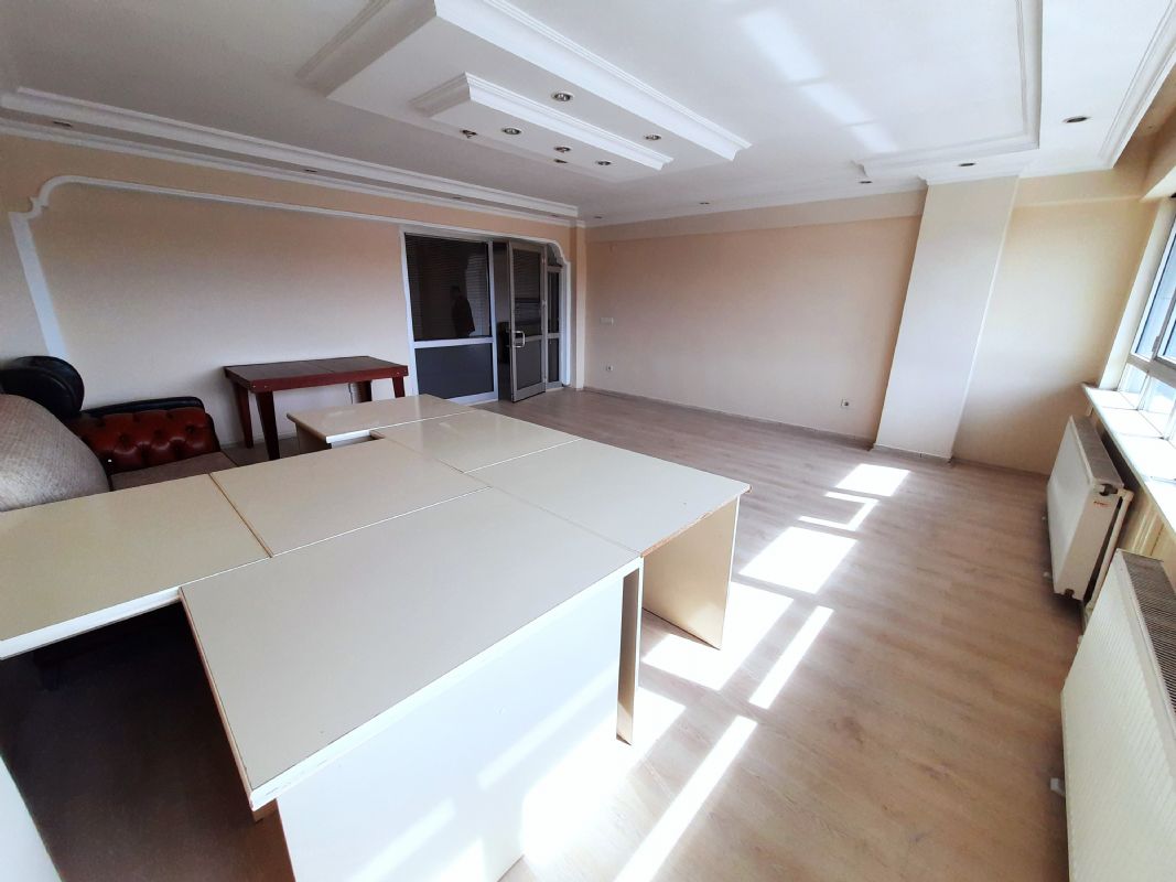 Kiralık Ofis 5,500 TL