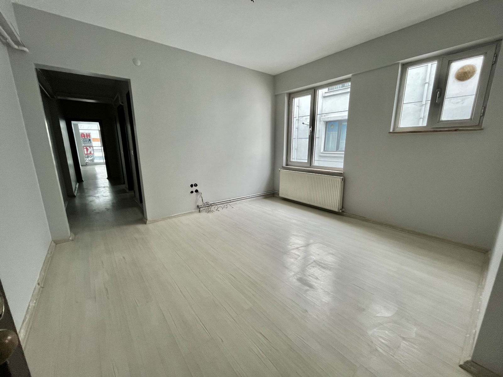 Kiralık Ofis 25,000 TL