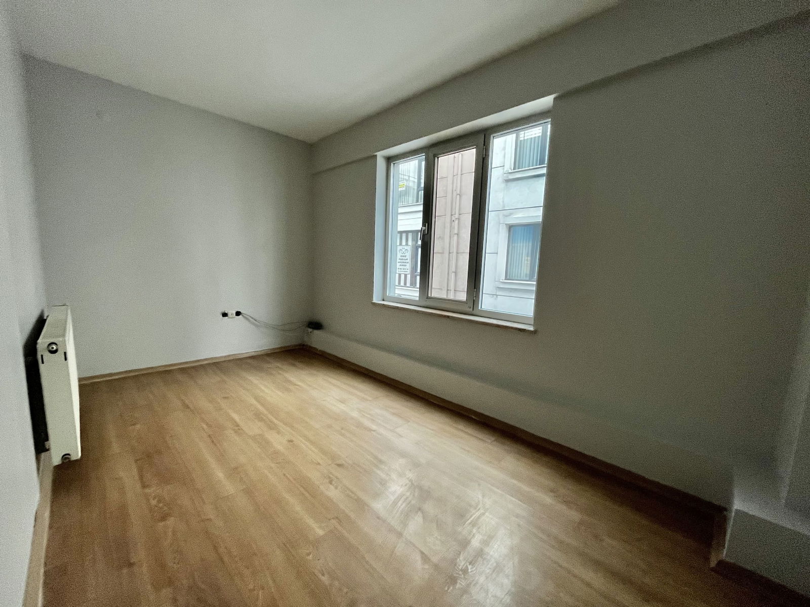 Kiralık Ofis 25,000 TL