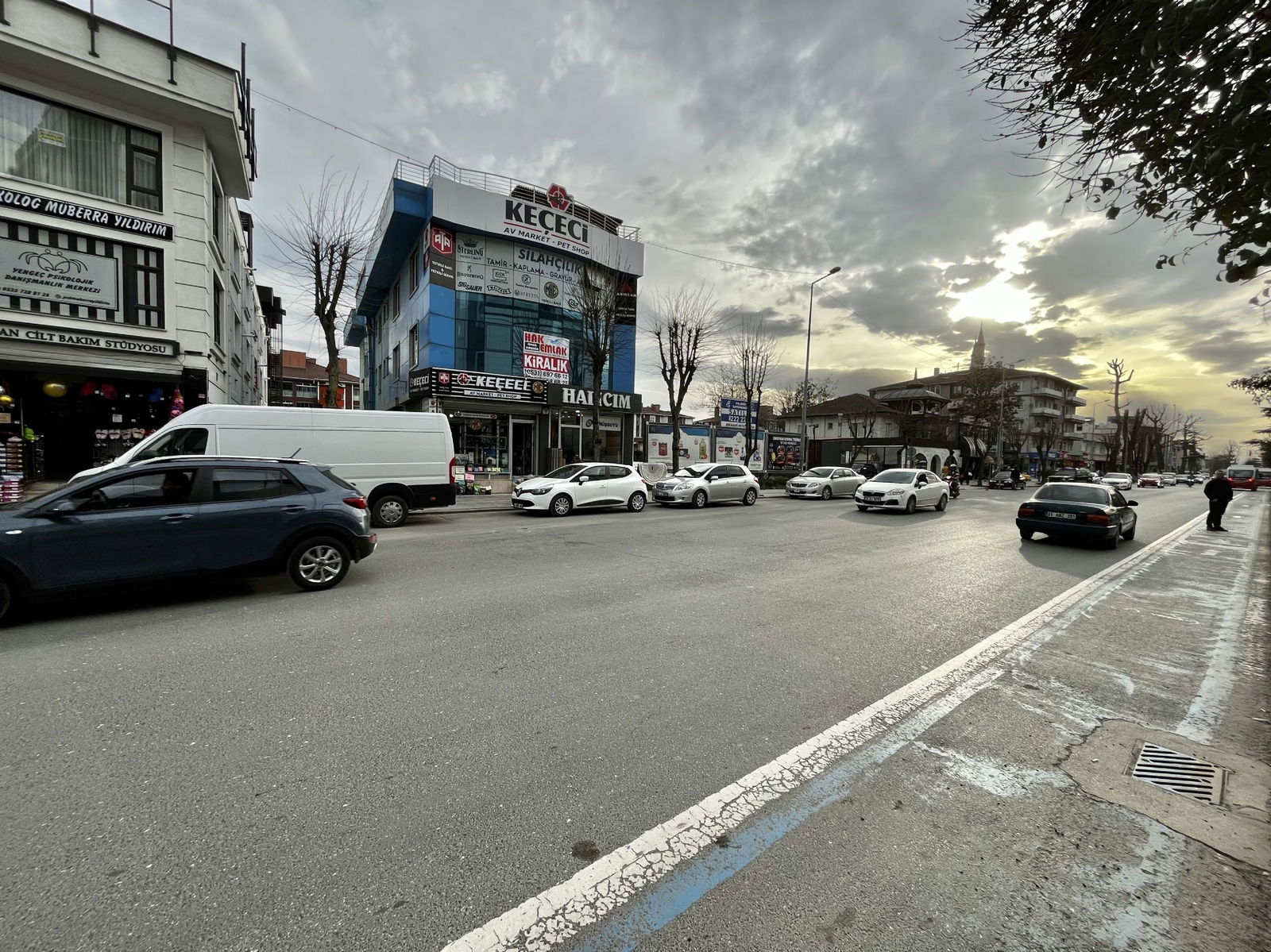 Kiralık Ofis 25,000 TL