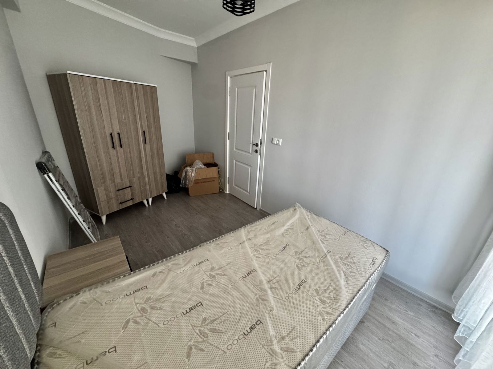 Kiralık Daire 13,500 TL