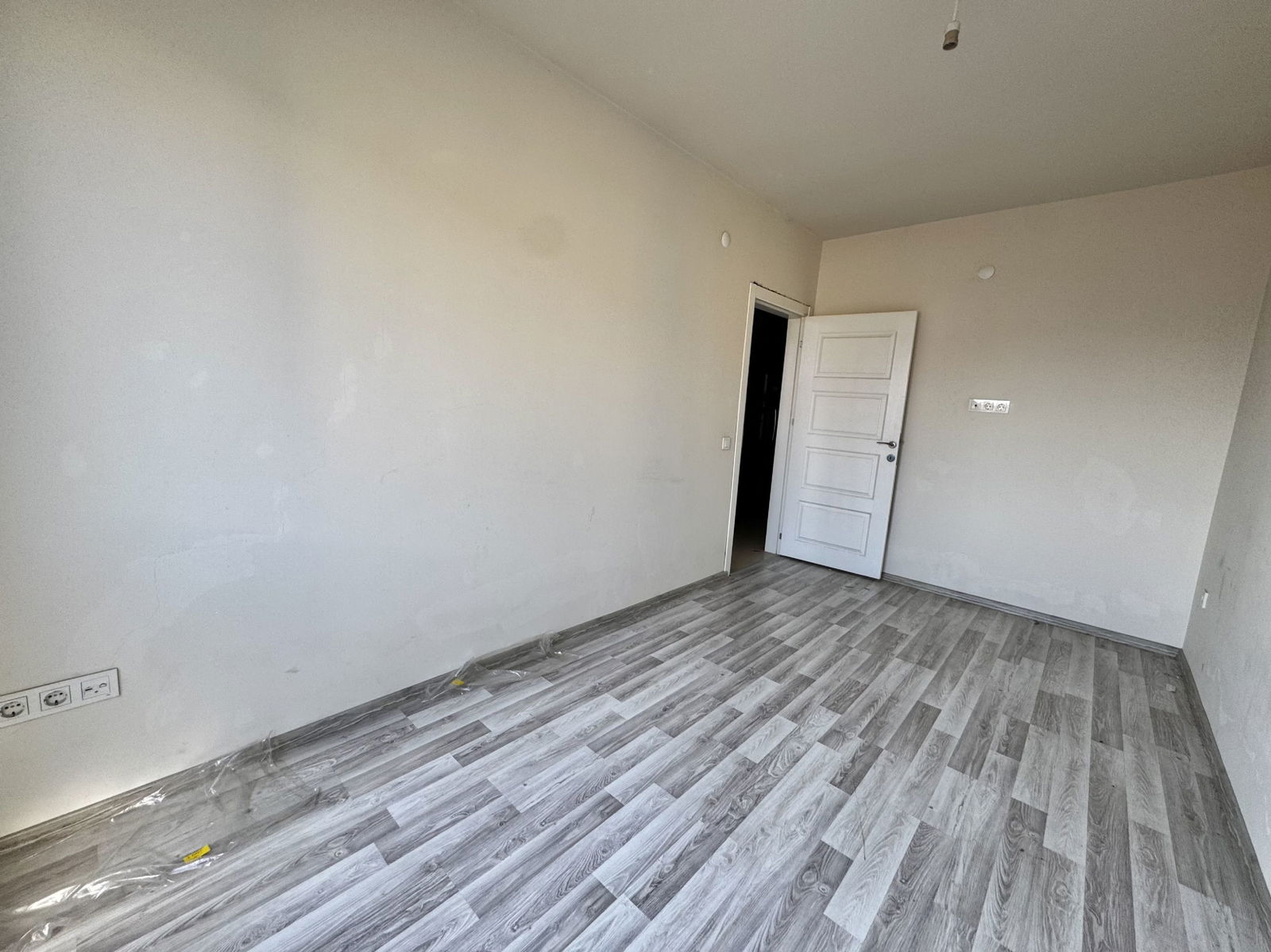 Kiralık Ofis 15,500 TL
