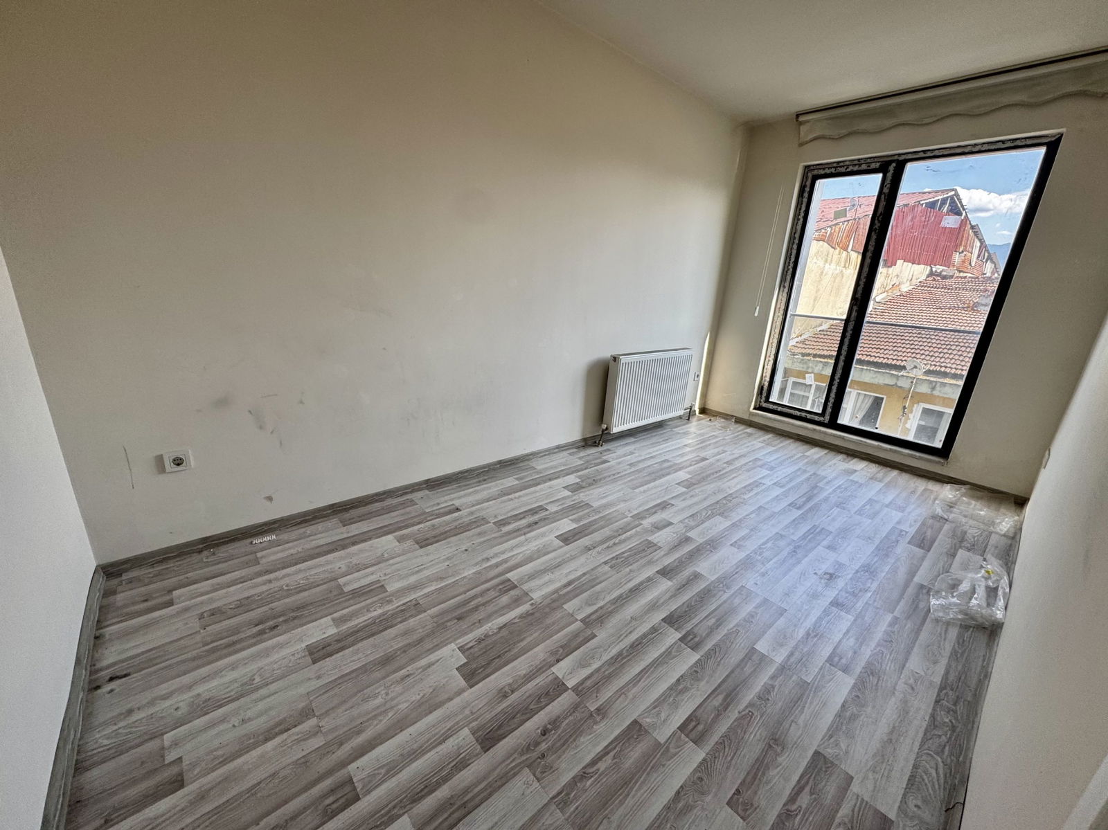 Kiralık Ofis 15,500 TL