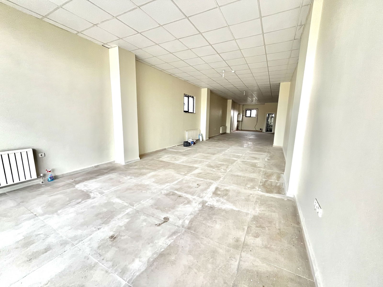 Kiralık Dükkan 35,000 TL