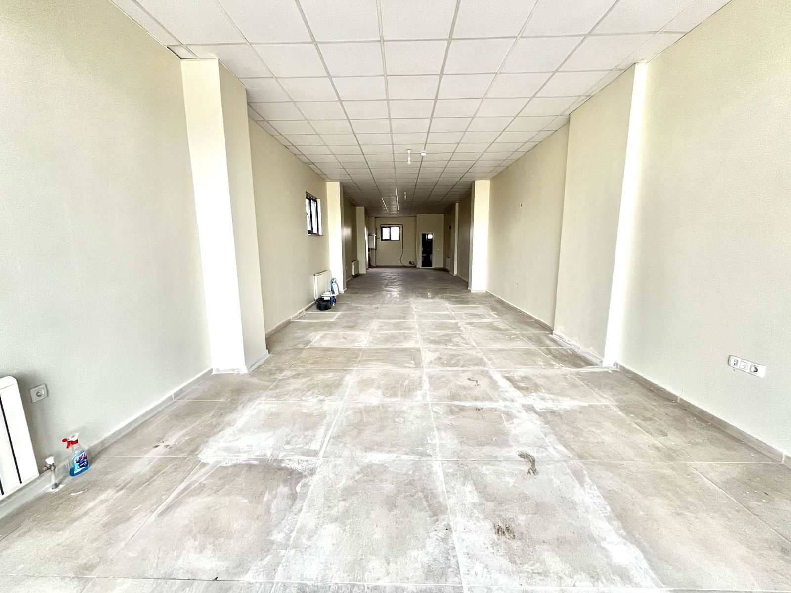 Kiralık Dükkan 35,000 TL
