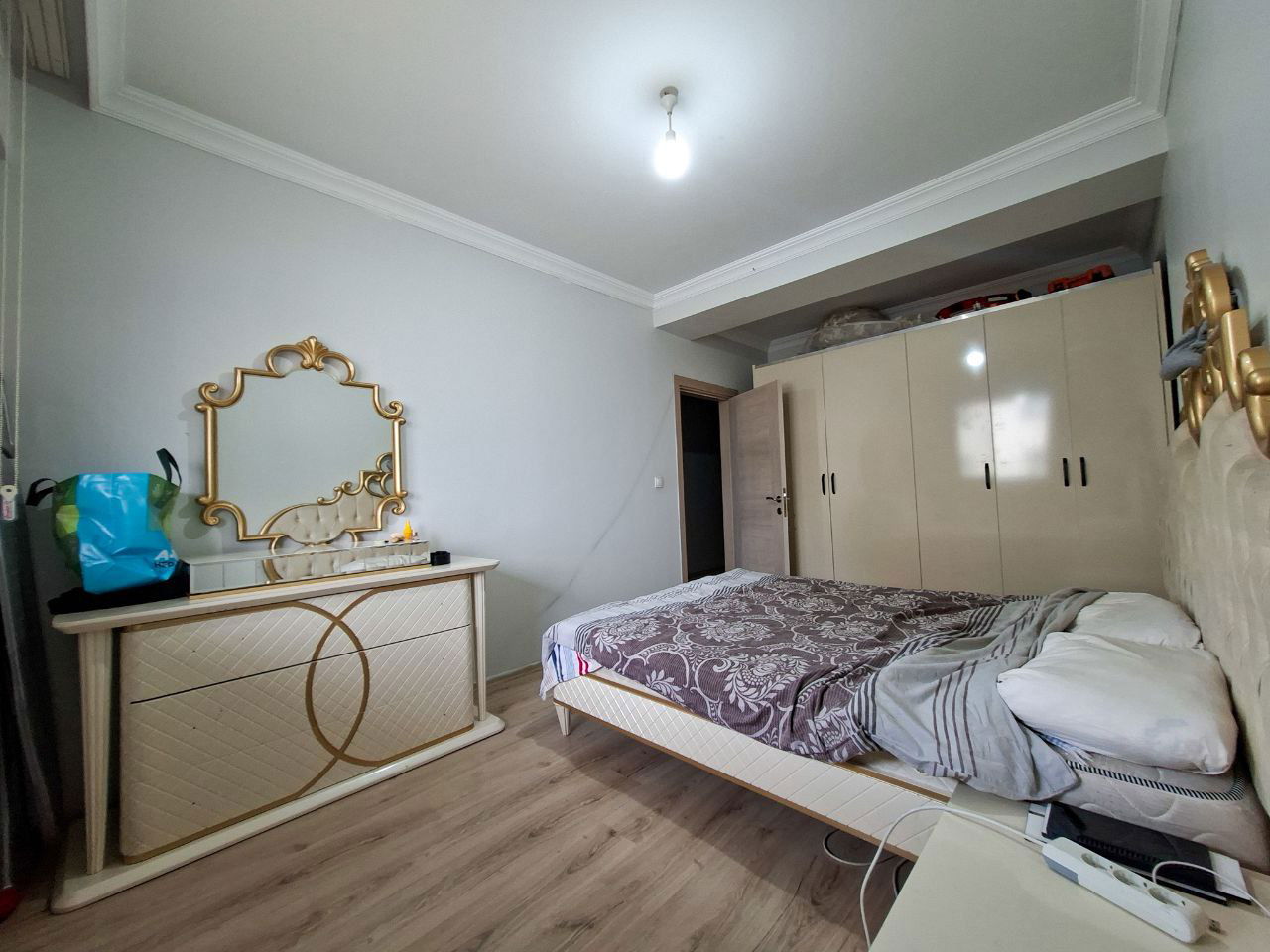 Satılık&nbsp;Daire&nbsp;2,700,000&nbsp;TL