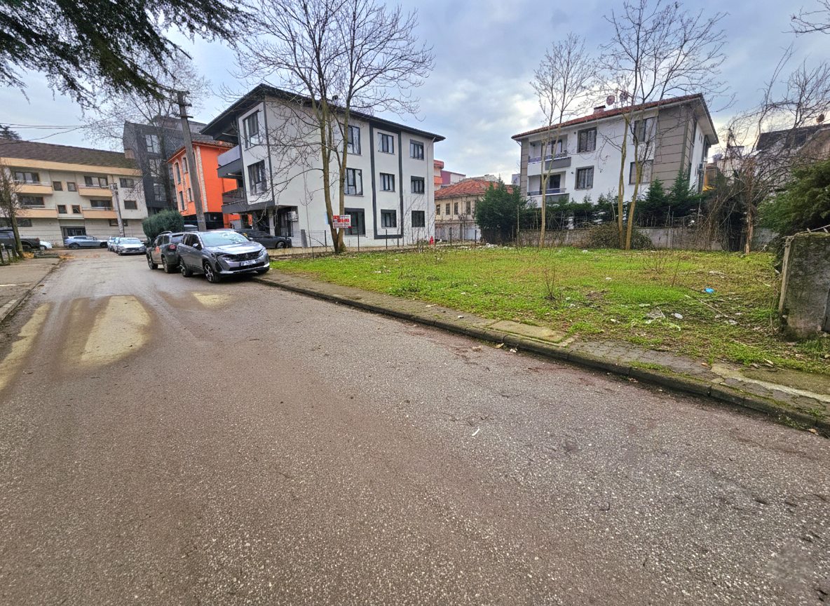 Satılık&nbsp;Arsa&nbsp;9,900,000&nbsp;TL