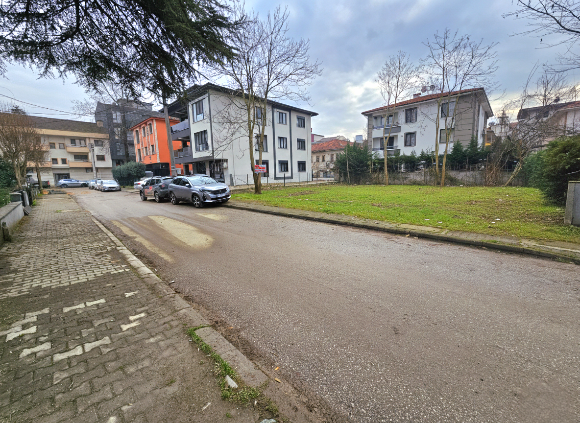 Satılık&nbsp;Arsa&nbsp;9,900,000&nbsp;TL